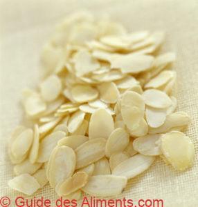 amandes effil&eacute;es