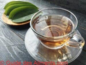 eau bouillie à la feuille de corossol