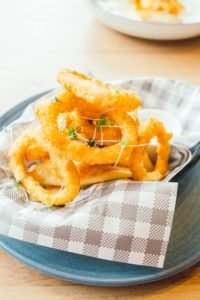 Anneaux de calamars frits