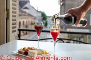 kir royal