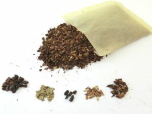 Th&eacute; m&eacute;lang&eacute; contenant des graines de soja noires