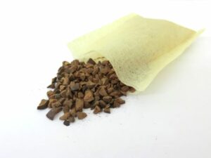 th&eacute; aux soja noirs moulu