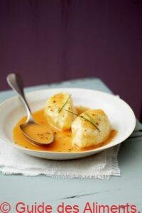 Quenelle de brochet sauce Nantua