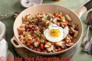 Corned-beef saut&eacute; avec pommes de terre, chou et carotte