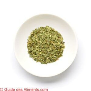 feuilles de m&ucirc;rier s&eacute;ch&eacute;es