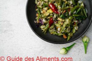 gousse de girofle ou nithya vazhutana saut&eacute;s