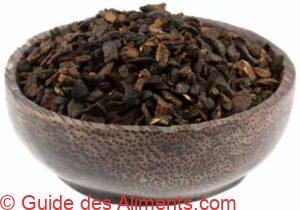 Le concassage des cossettes en fines particules, est suivi du conditionnement soit en poudre, soit en grains, soit sous forme liquide.