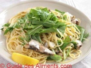 Sardines &agrave; l'huile et p&acirc;tes mizuna