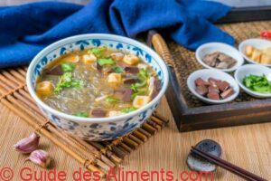 Soupe de vermicelles au sang de canard