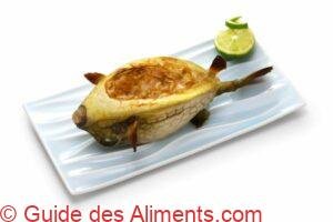 Poisson grillé au miso. Cuisine locale japonaise.