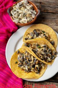 tacos huitlacoche