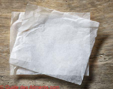 <a class="ingredient-link" data-ingredient-link-id="58" data-clicks="0" href="https://guidedesaliments.com/guide/papier-sulfurise/" target="_blank" rel="nofollow sponsored">papier sulfurisé</a>
