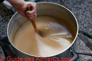 Cuisine traditionnelle crétoise de dessert maison Moustalevria