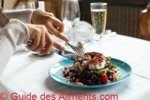 fromage de ch&egrave;vre en salade avec Prosecco