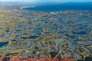 Vue Aérienne des champs de sel de Guérande en France